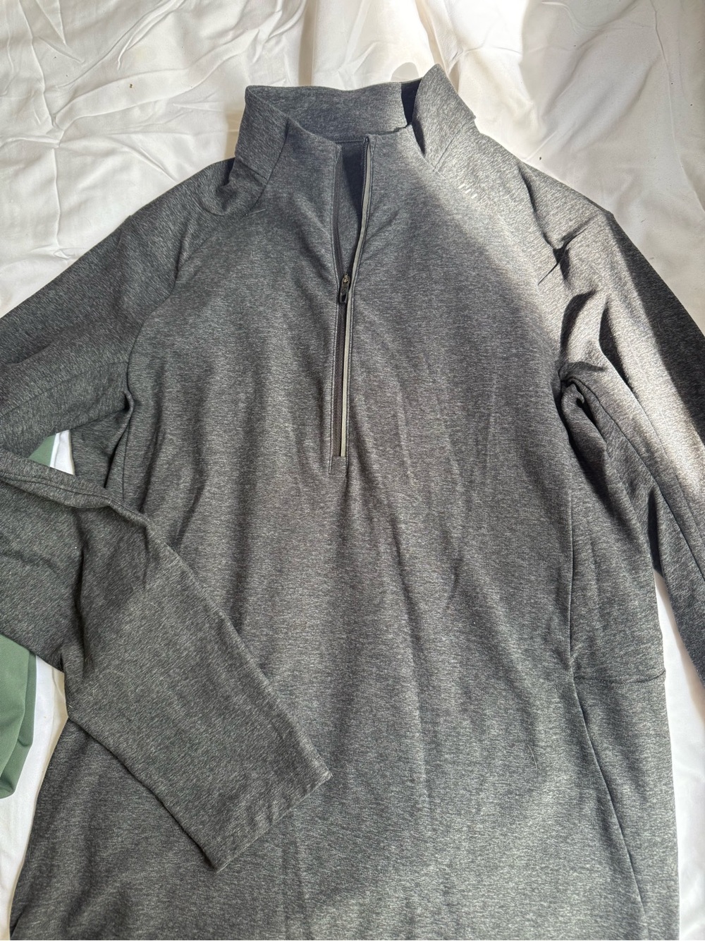Men’s lululemon 1/4 zip long sleeve